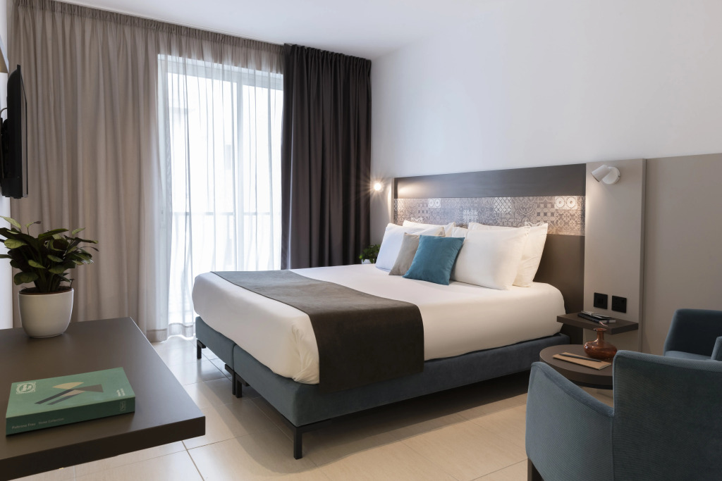Bayview Hotel by ST Hotels
