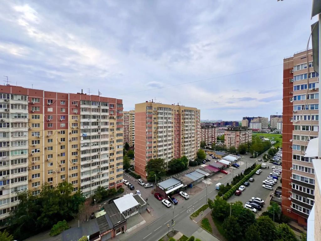 Апартаменты на Казбекской улице, 1