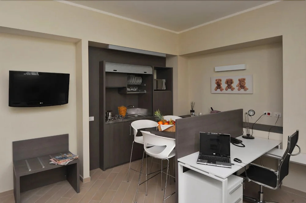 CHC Business Residence