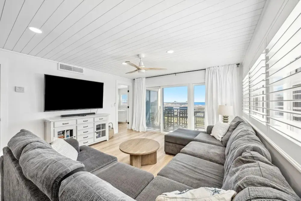 Oceanfront 2BR w/ Stunning Views Amelia by the Sea