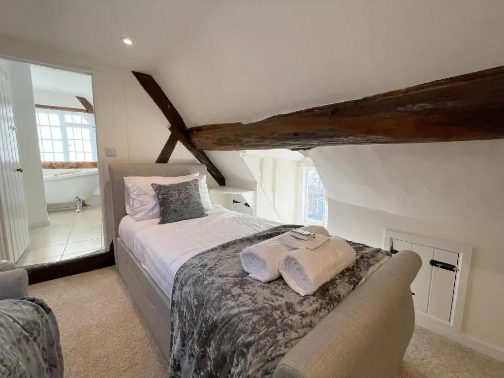 Humbug Cottage