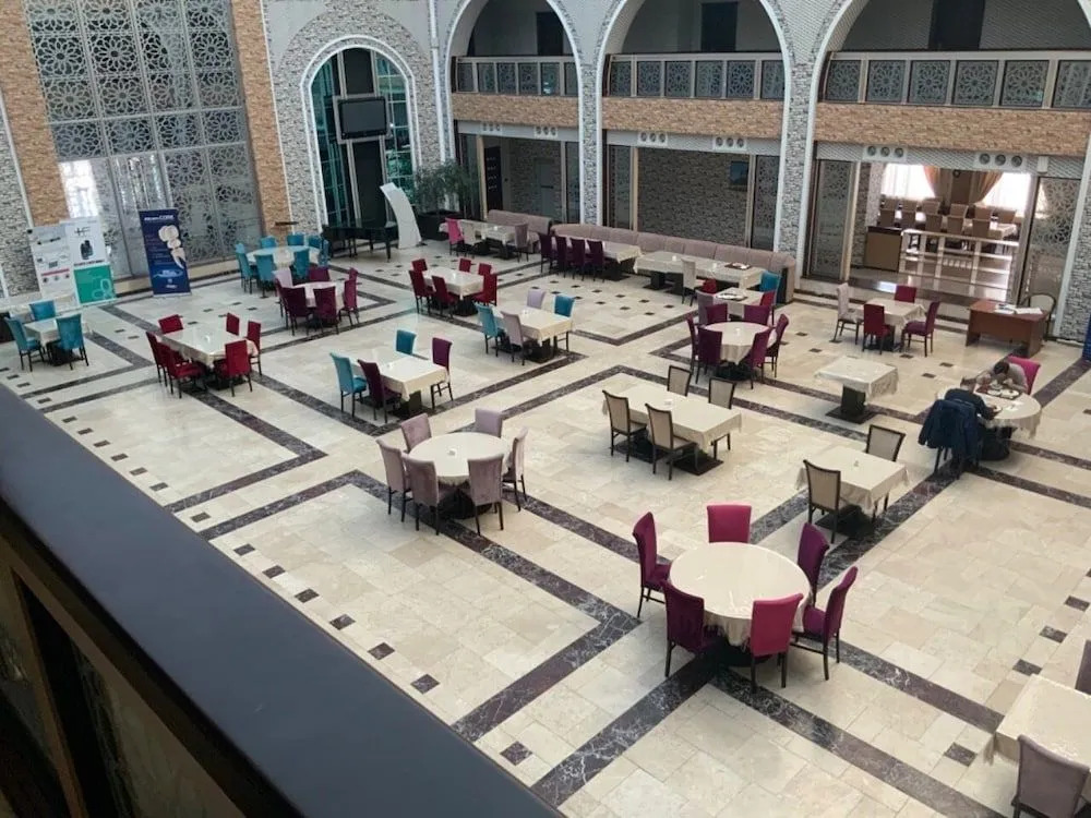 Royal Vista Hotel