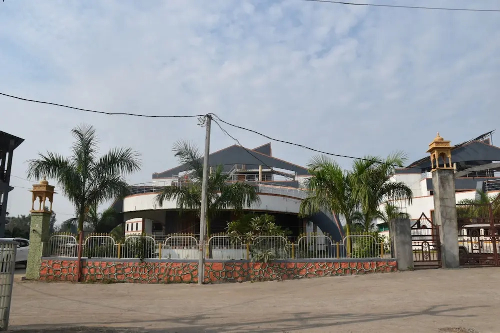 Vasant Vihar Resort