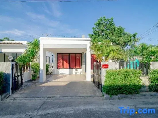 Sweet Party Hua-Hin Private Poolvilla From beach 3km