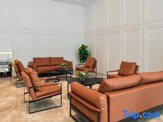 Vienna International Hotel (Chengdu Tianfu New District Luhu Store)