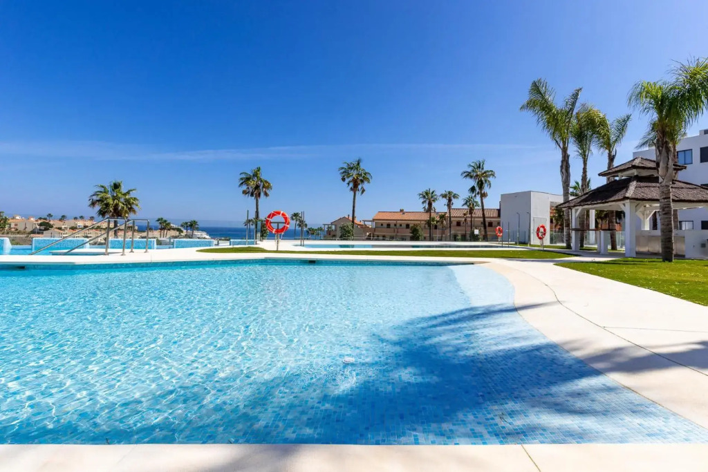 Luxury High End - Santa Barbara Heights CLC - For Work, Play & Family