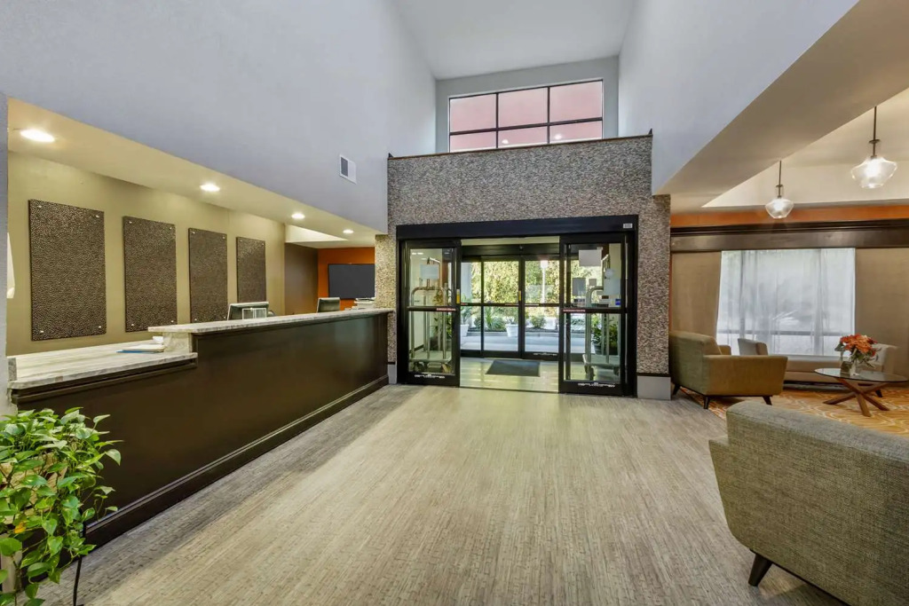 Best Western Magnolia Inn and Suites