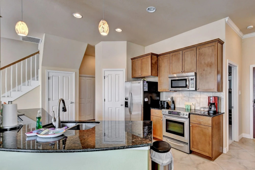1943 Glencove Dr Home 4 Bedrooms 3 Bathrooms Home