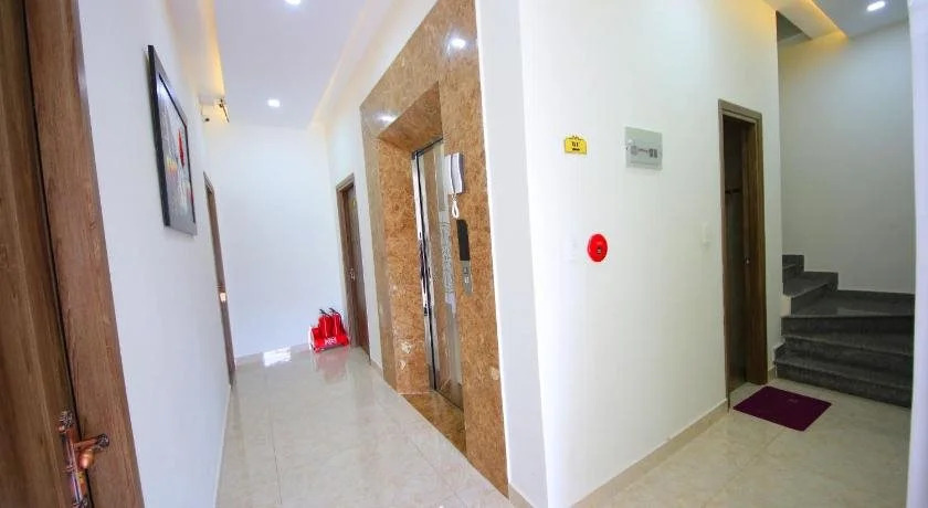 Phuong Vy Luxury Hotel