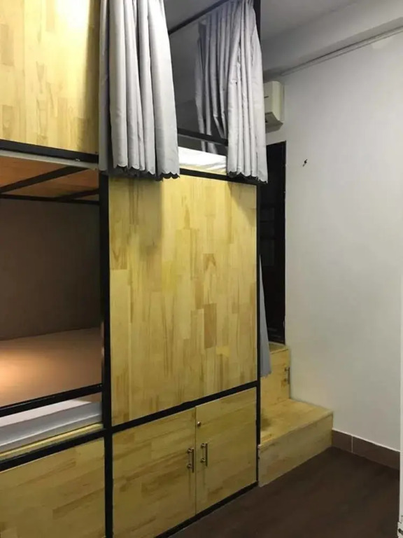 Vector Hostel