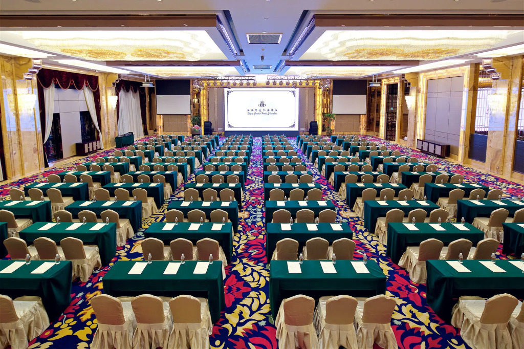 Royal Garden Hotel Shanghai
