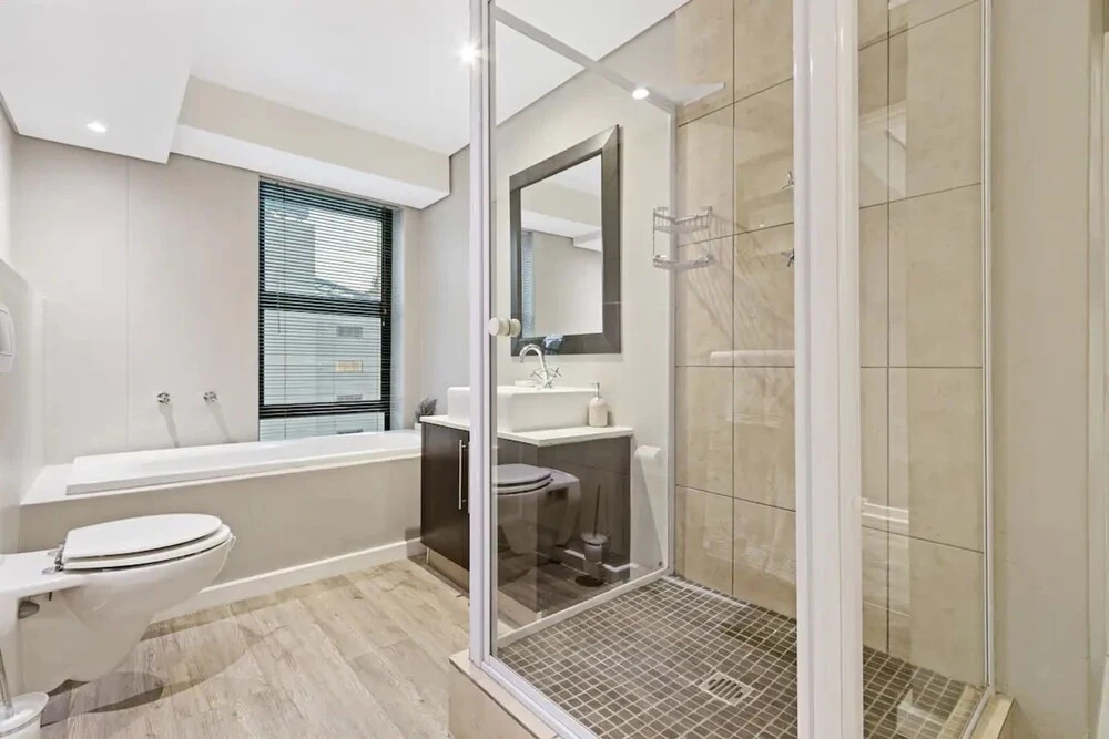 2 BD Penthouse in the Heart of the Mother City