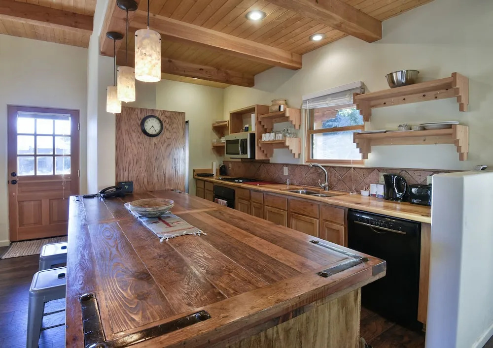 Abiquiu Inn