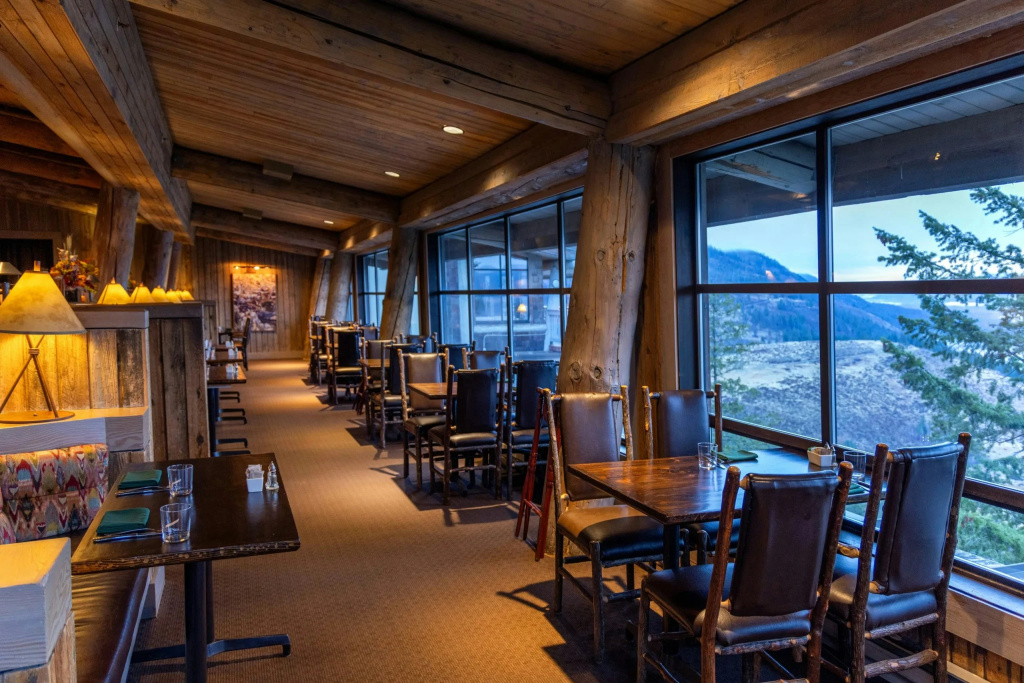Sun Mountain Lodge