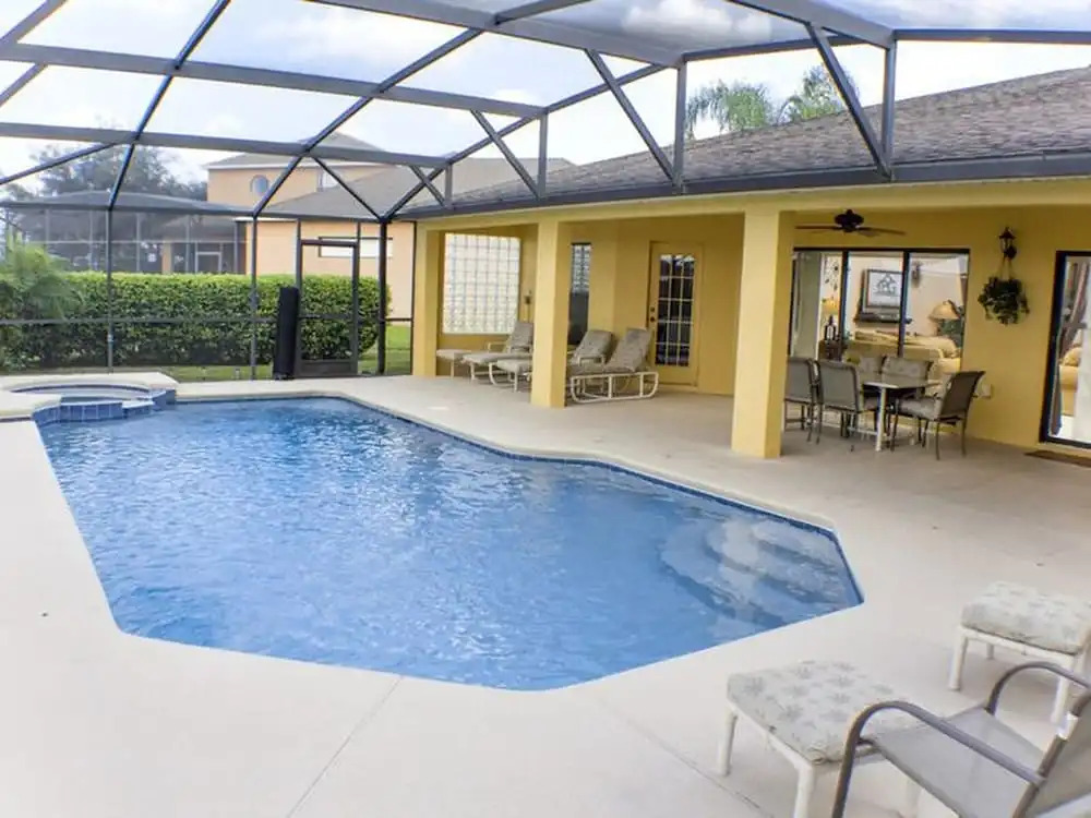 A Great 5 Bedroom Villa With it own Private Pool for a Family Vacation