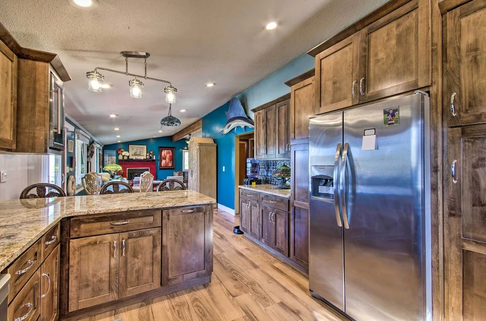 Private Dock, Waterfront Views! Sunrise Beach Home