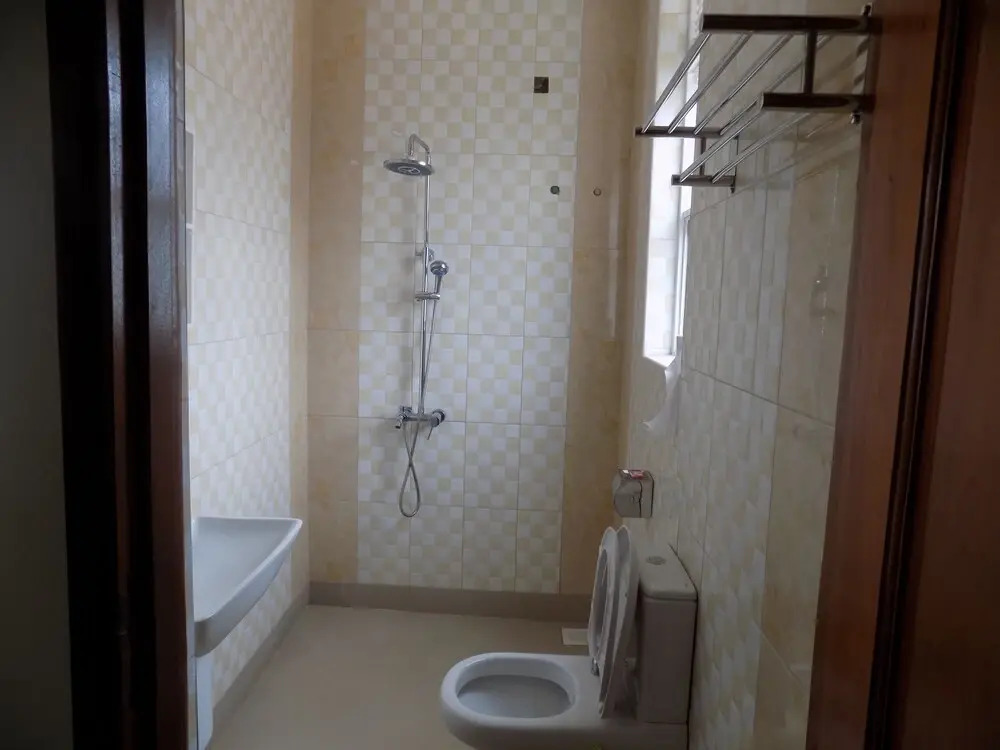 Peak Hotel