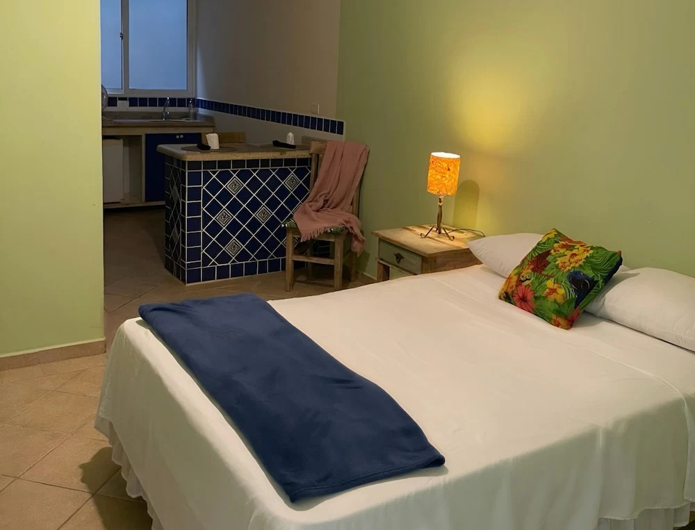 Surfside Suites