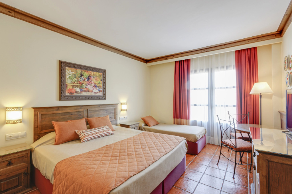 PortAventura Hotel El Paso - Includes unlimited access to PortAventura Park & 1 access to Ferrari Land