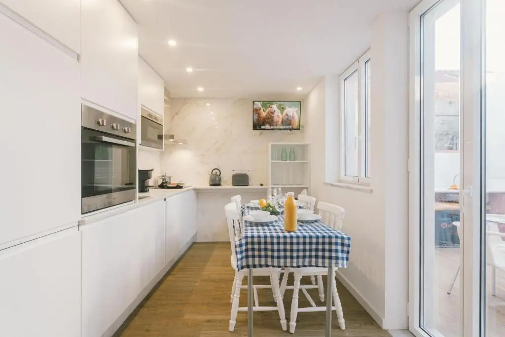 Best Houses 61 - Lusiadas II