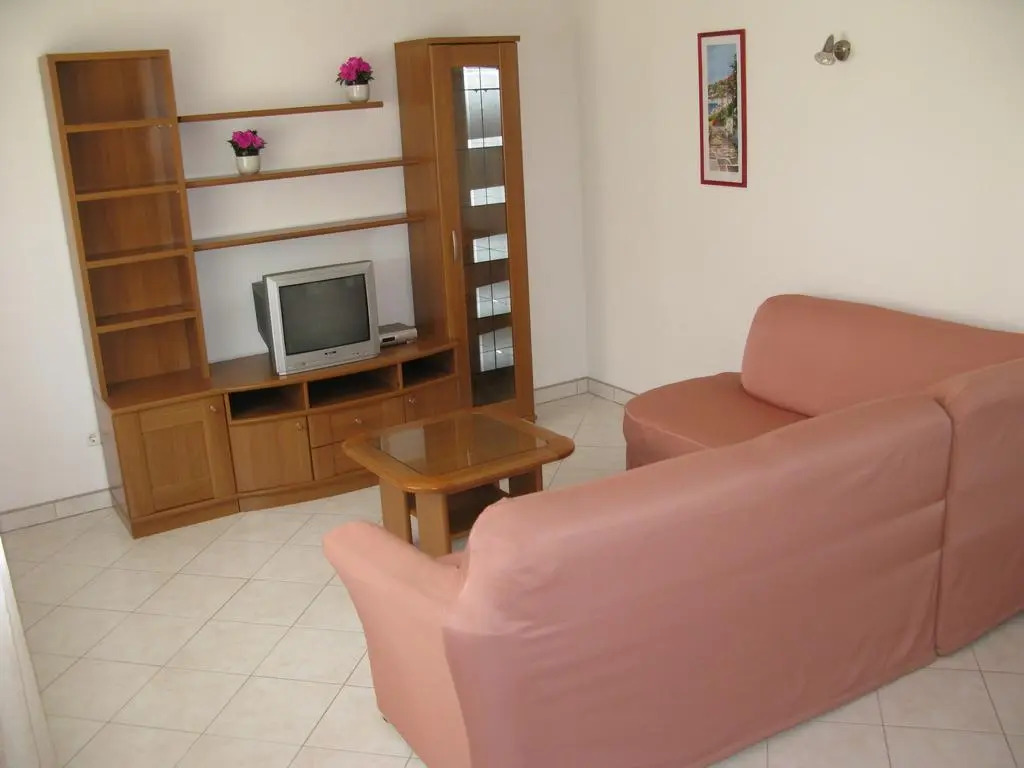 Apartment Emi