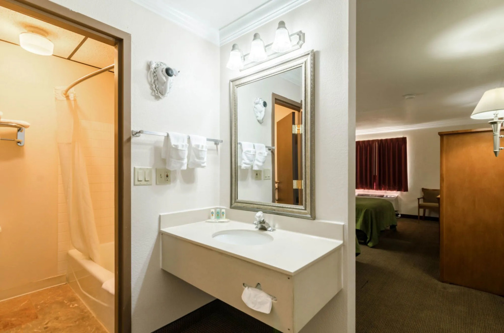 Wyndham Garden Salina Conference Center