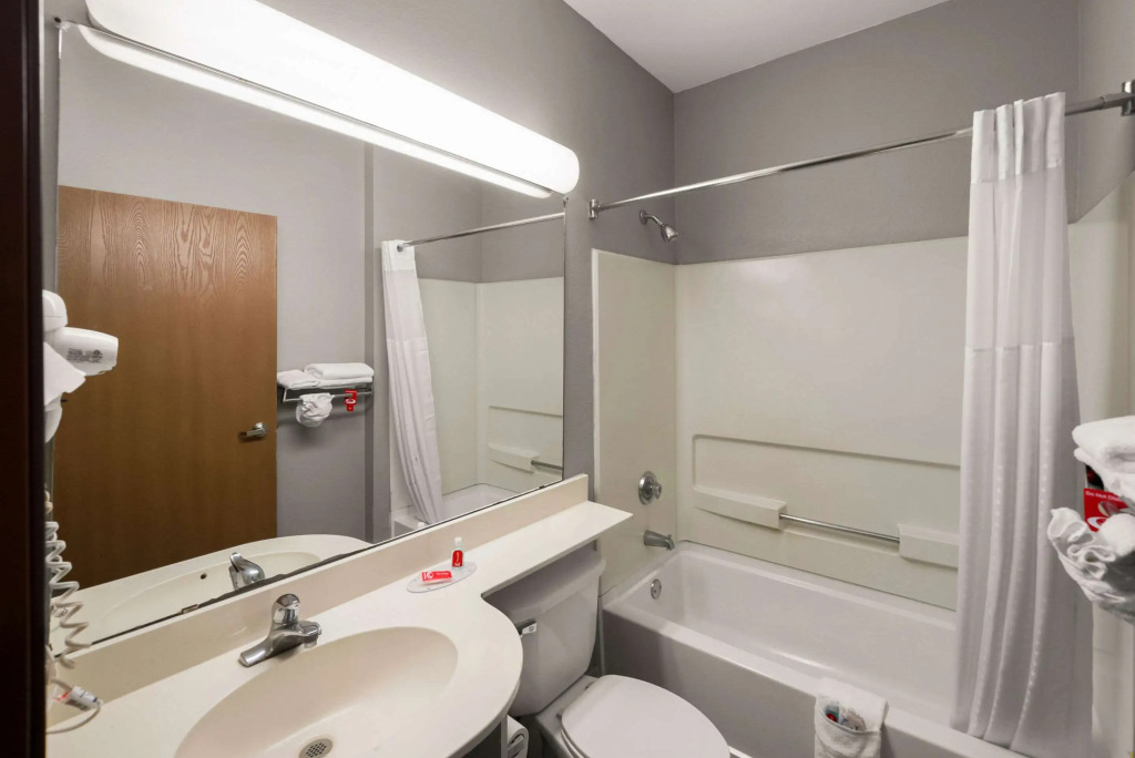 Econo Lodge Inn & Suites Mesquite - Dallas East