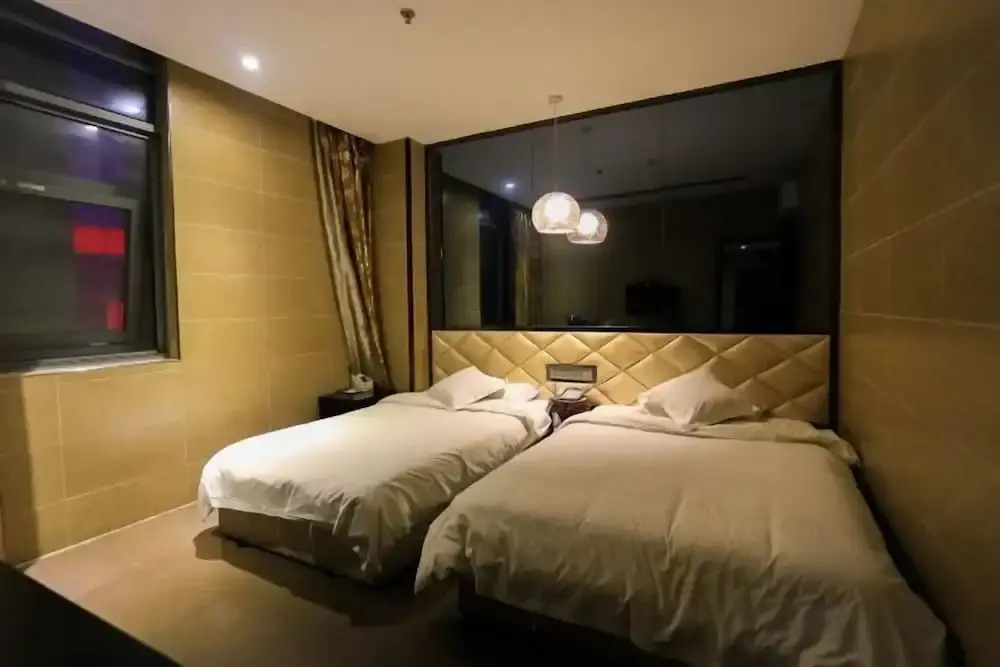 MOLAN Hotel（Fangte Second Phase Store）
