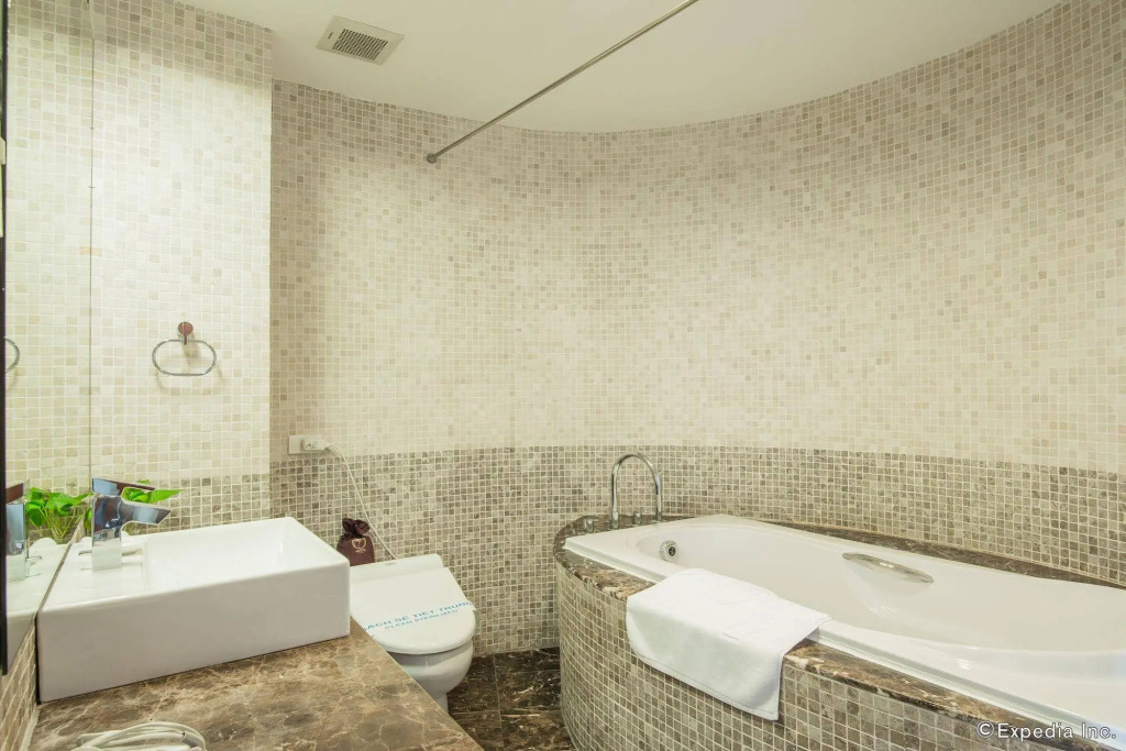 Nesta Hanoi Hotel