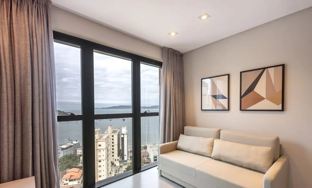 MHF II - Apts Variados em Prédio com Vista para o Mar em Itapema