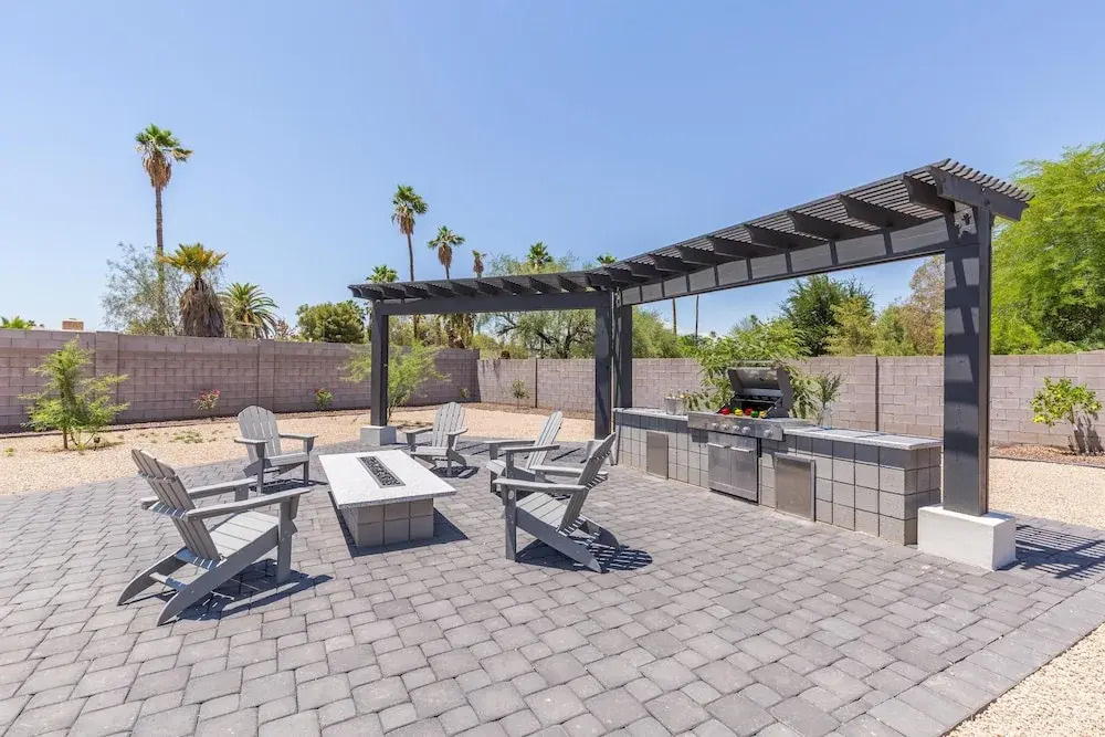 Sport & Splash - Pickle Ball - Sports Court -pool & Spa