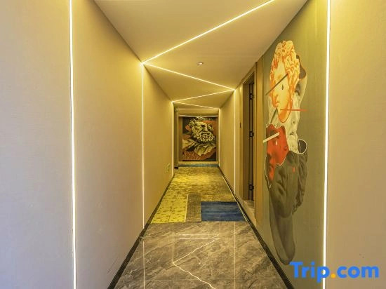 Henglai Light Luxury Hotel (Xiyuan Subway Station Kunming Tumor Hospital)