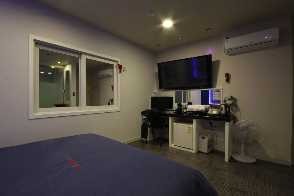 The M Hotel