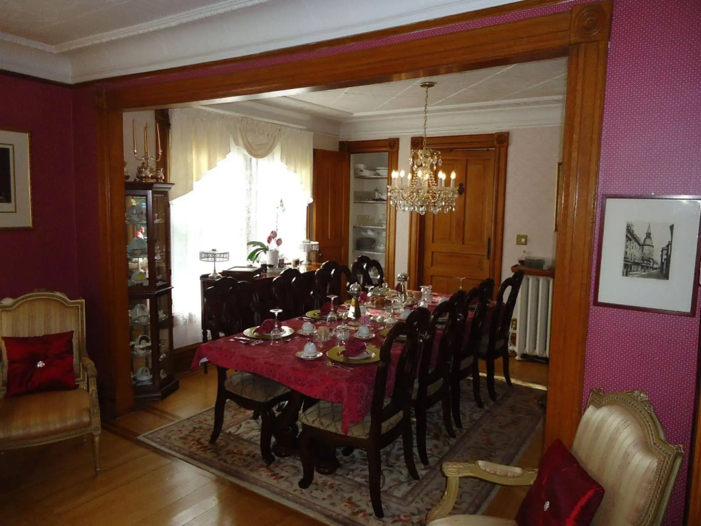 Absolute Elegance Bed and Breakfast
