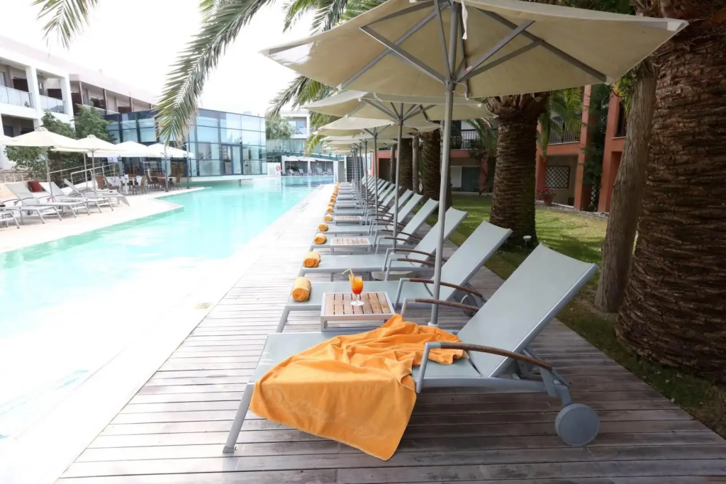 Minos Mare Royal
