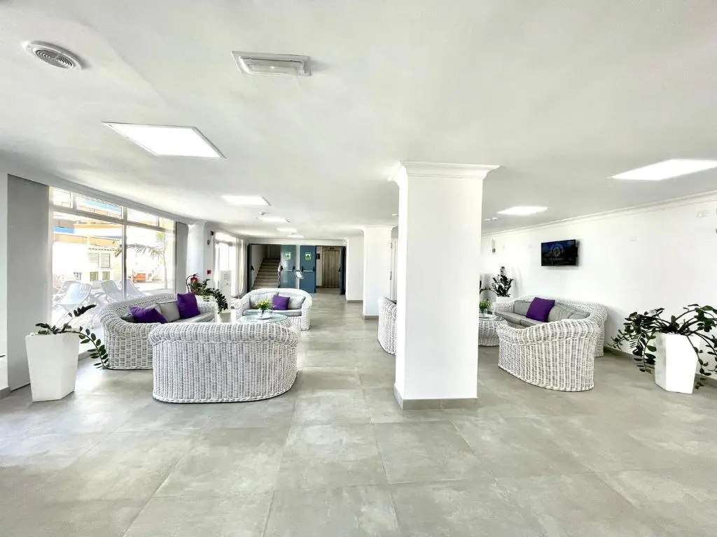 Estudio reformado, Wifi, pool, a 250 metros de Playa Jardin in Puerto de la Cruz