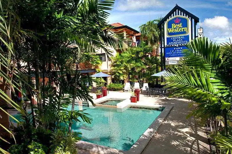 Central Plaza Apartments