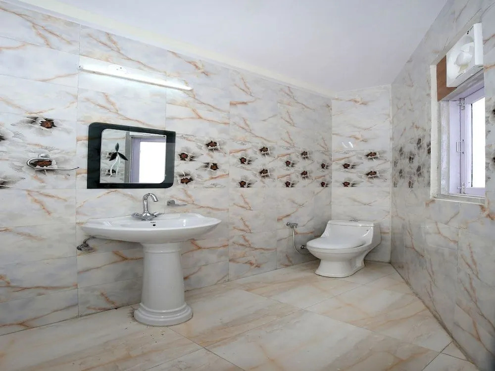 OYO 10083 Home Golden Forest View 2BHK Bhattakufer