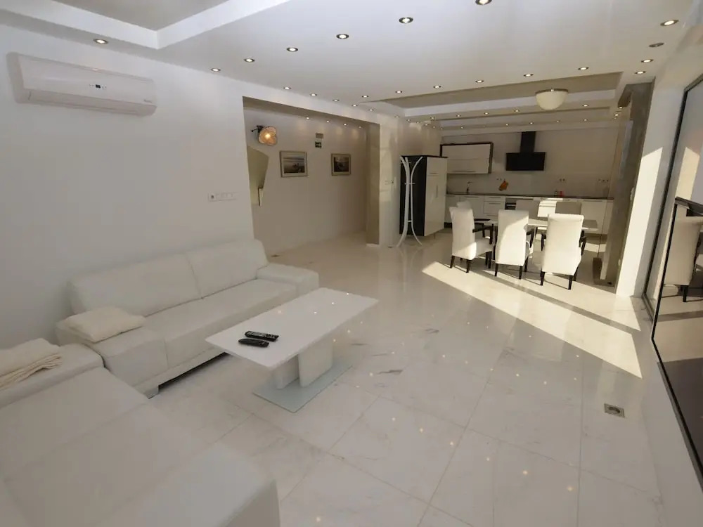 Modern Apartment in Lipno 200m From the Shore and 800m From the ski Lift