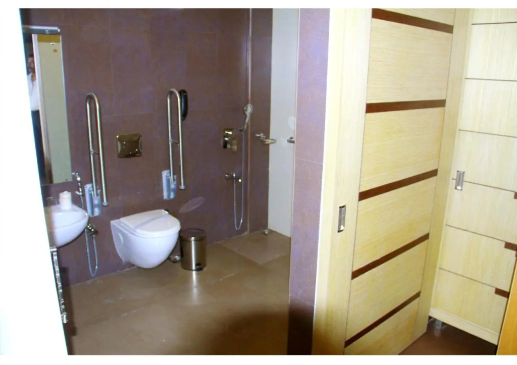 Aswathy Hotel