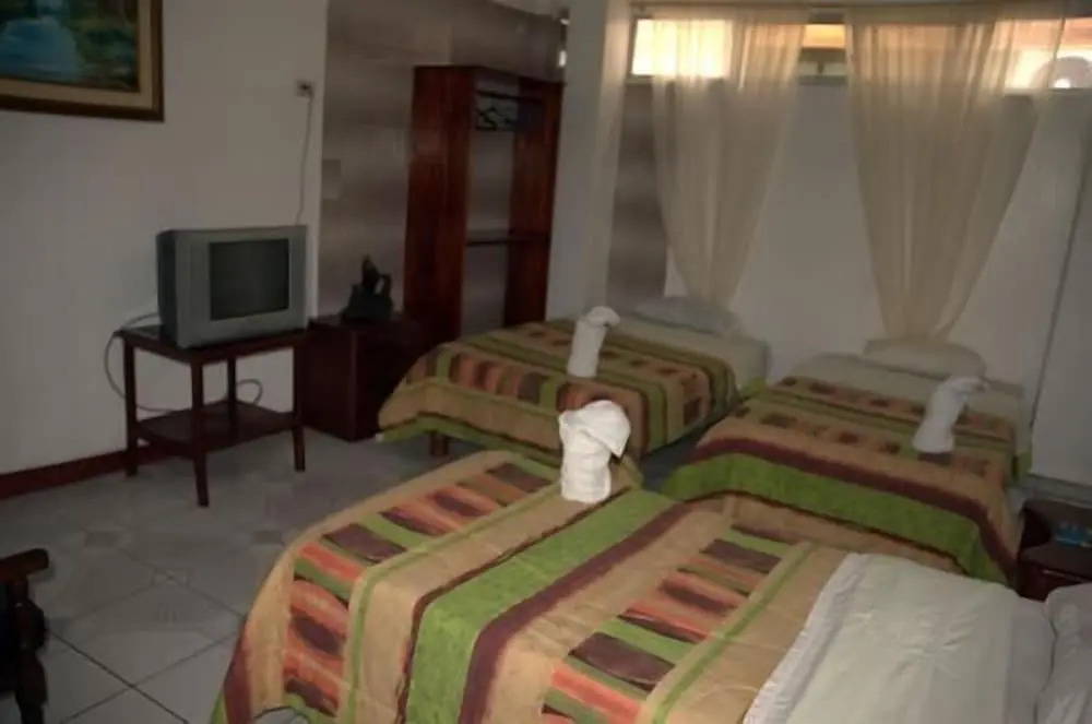 Hotel Salinas