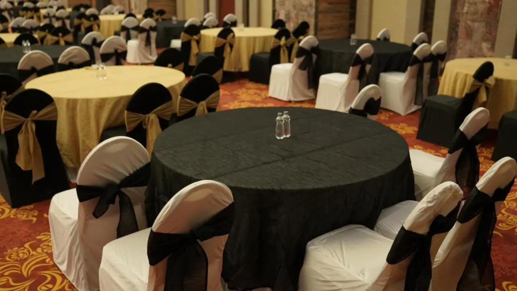 Hotel Tip Top International Pune
