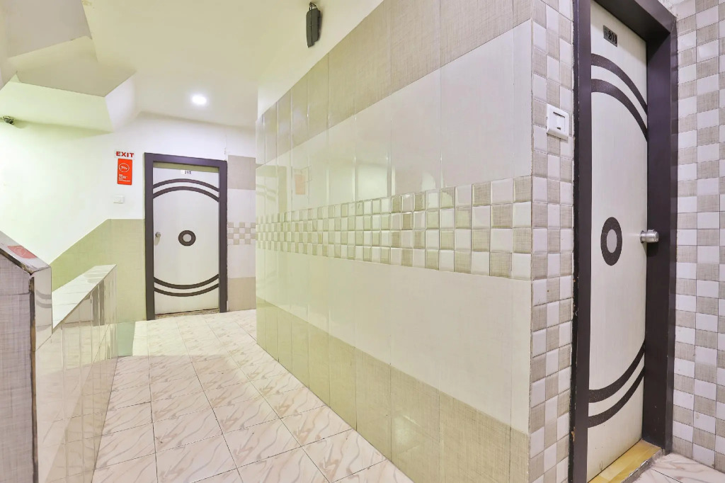 OYO 1345 Hotel S K