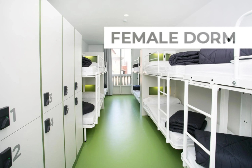 Sant Jordi Hostels Rock Palace