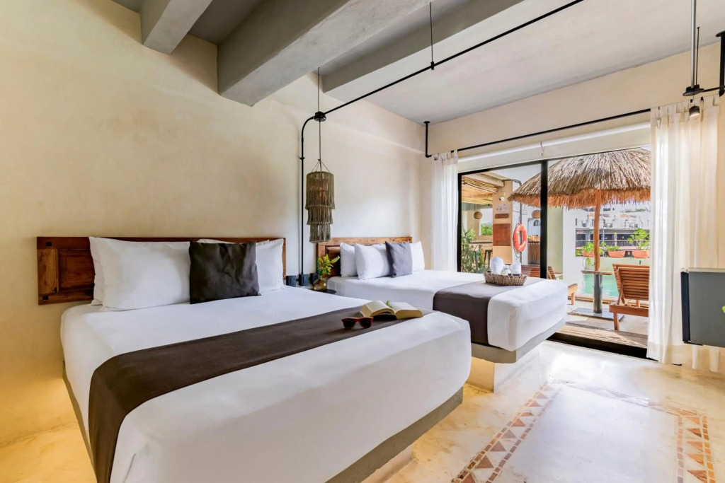Caribbean Paradise Hotel & Spa - 5th Avenue