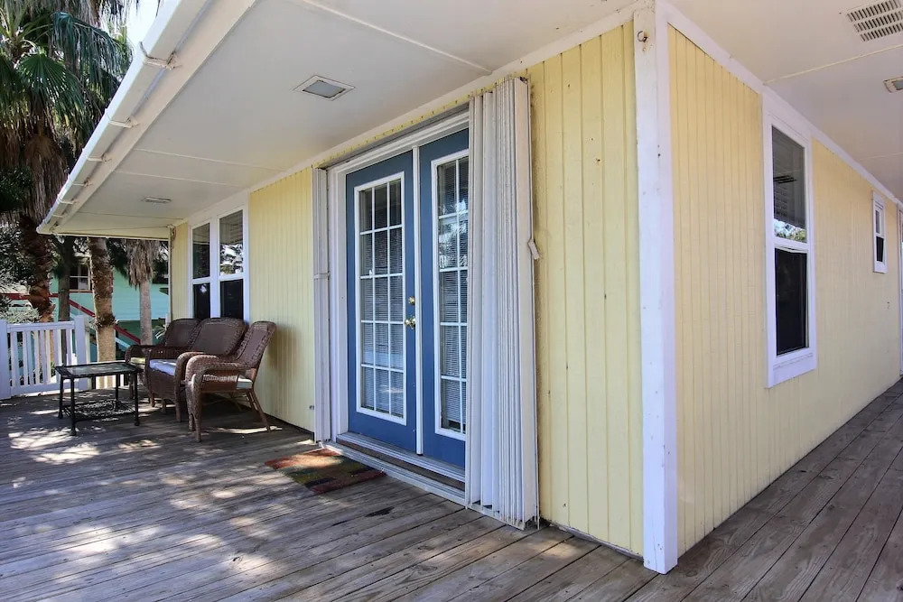 The Shell House 1120SS