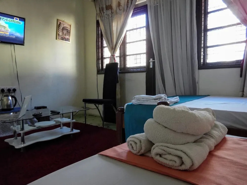 CDH Backpackers