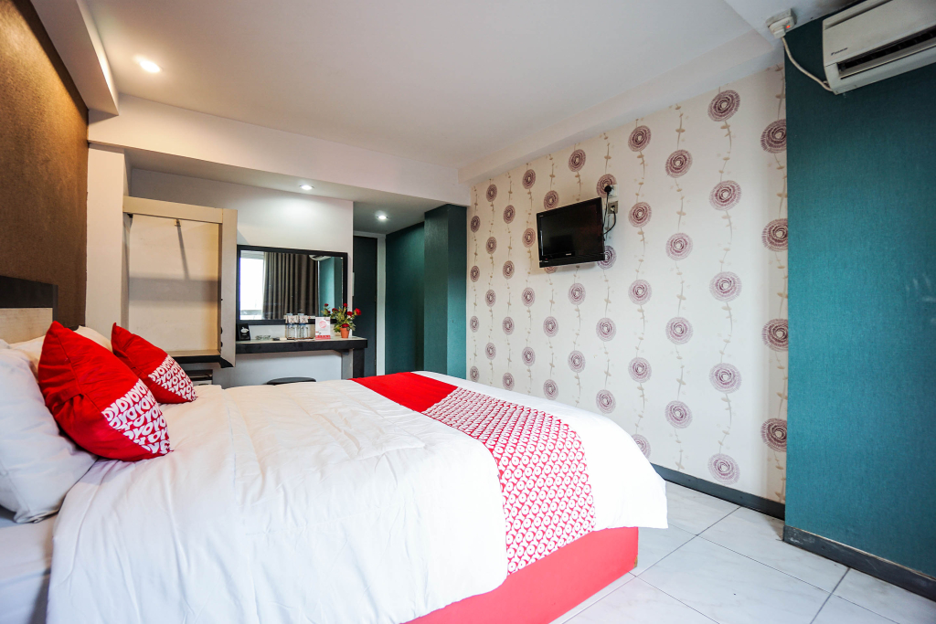 OYO 1318 Hotel Prince Boulevard