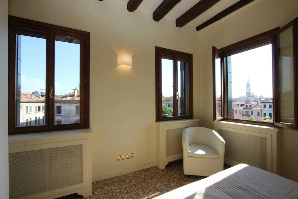 City Apartments - Tintoretto