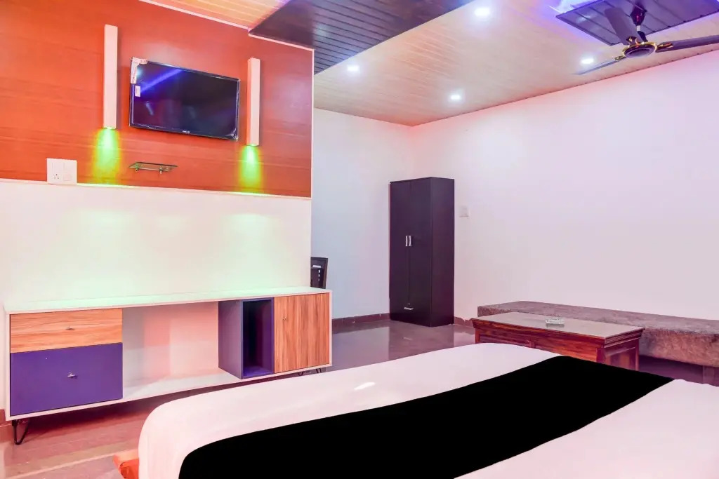 Hotel Prakash & Sons by OYO Rooms
